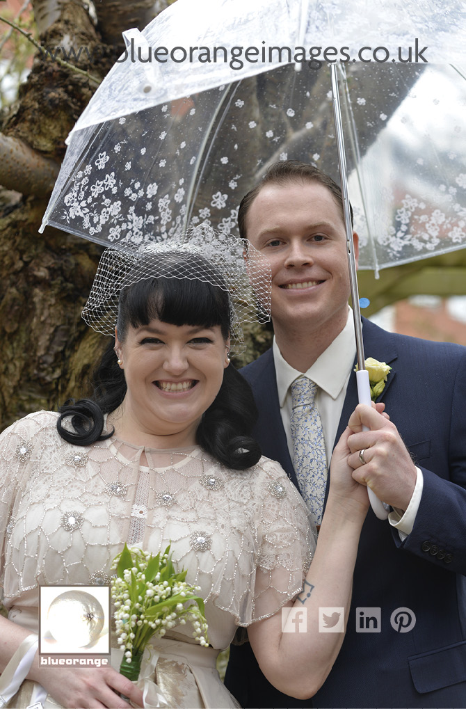 Carrie & Matt – a wedding at the register office in Watford